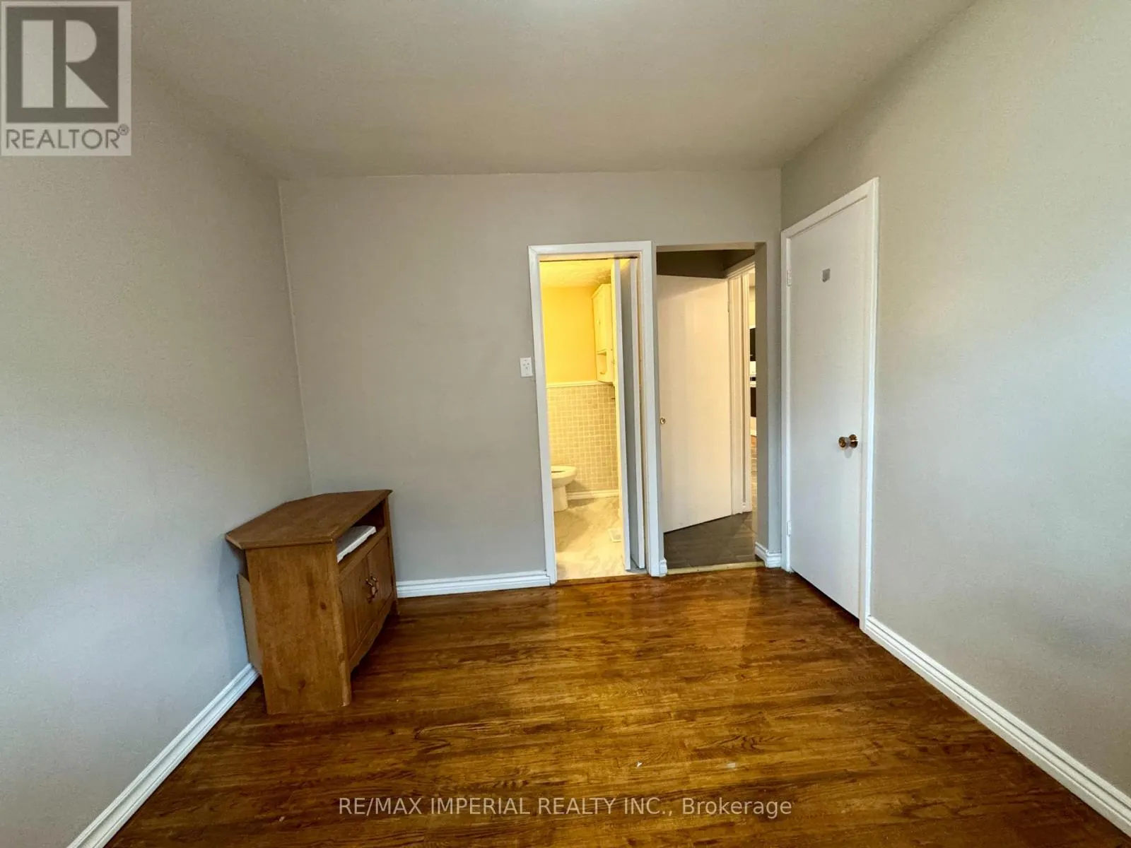 MAIN - 30 IVORDALE CRESCENT