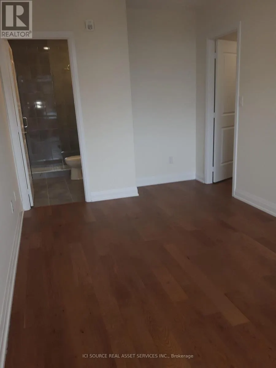 208 - 200 WOODBINE AVENUE