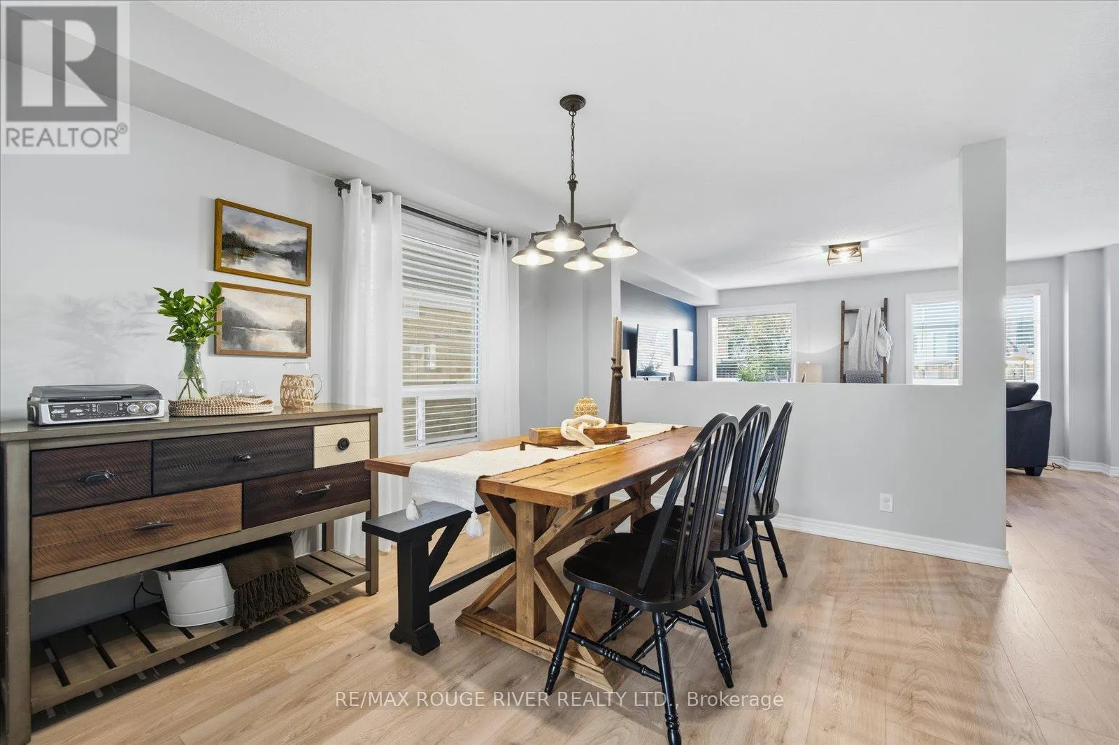 245 BLACKWELL CRESCENT