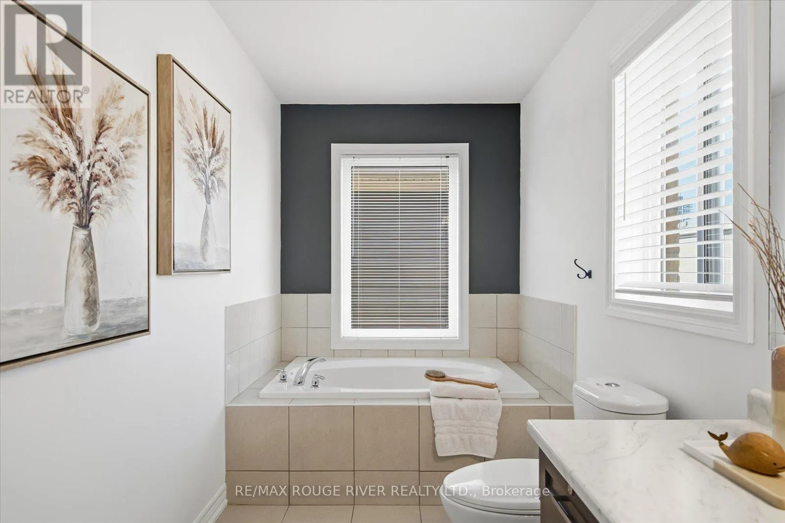 245 BLACKWELL CRESCENT