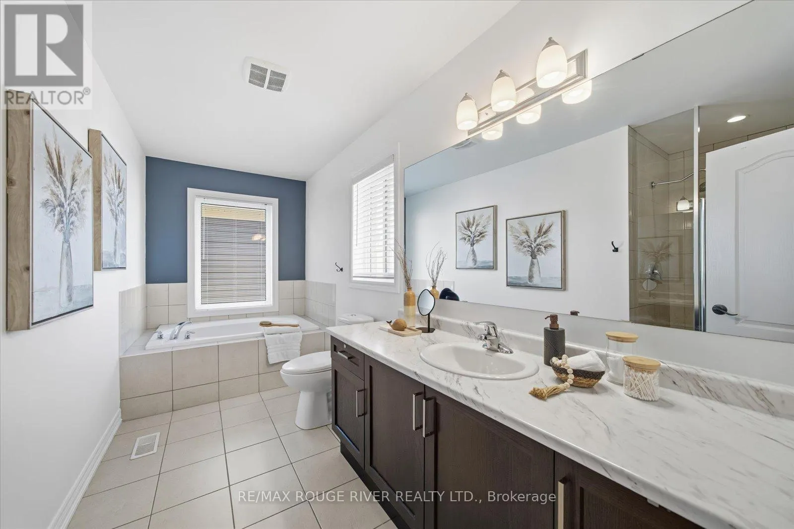 245 BLACKWELL CRESCENT