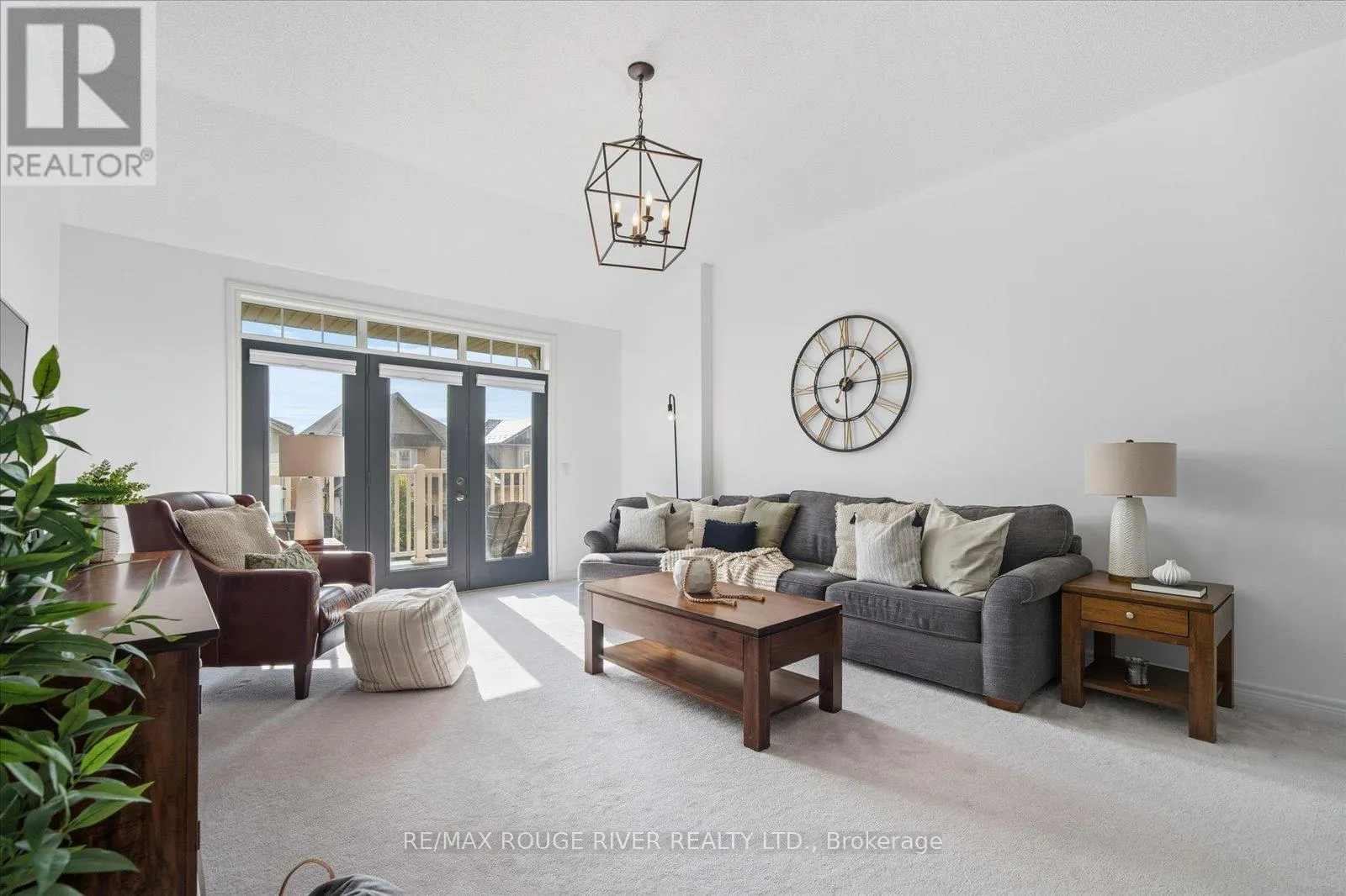 245 BLACKWELL CRESCENT