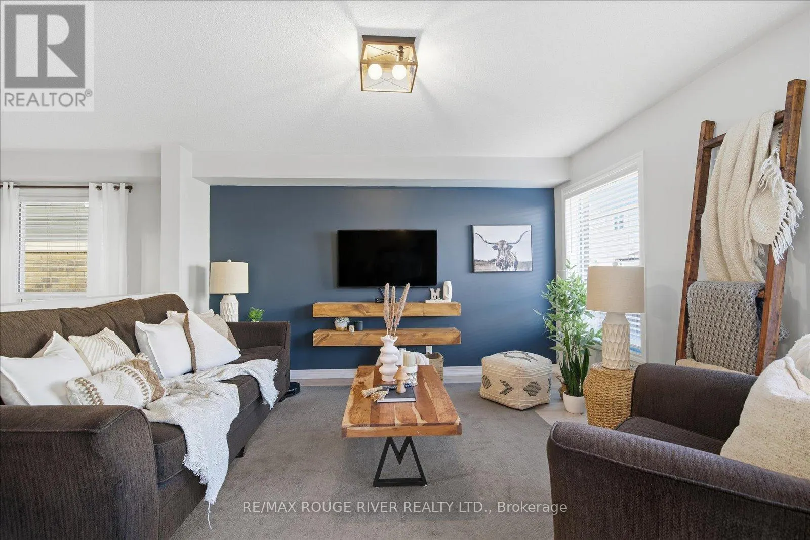 245 BLACKWELL CRESCENT