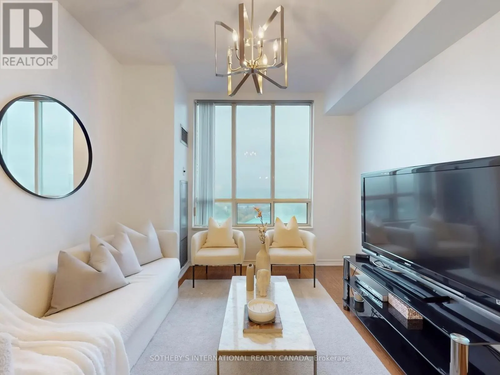 LPH18 - 2627 MCCOWAN ROAD