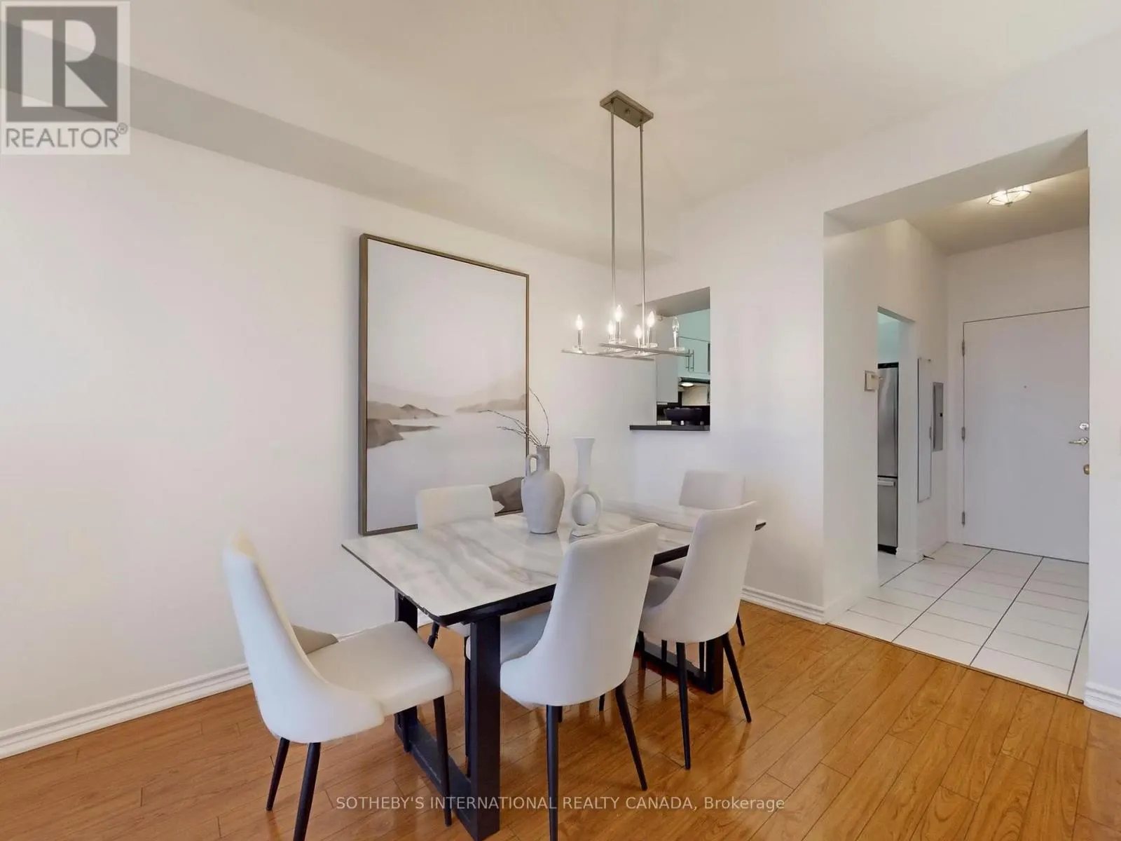 LPH18 - 2627 MCCOWAN ROAD