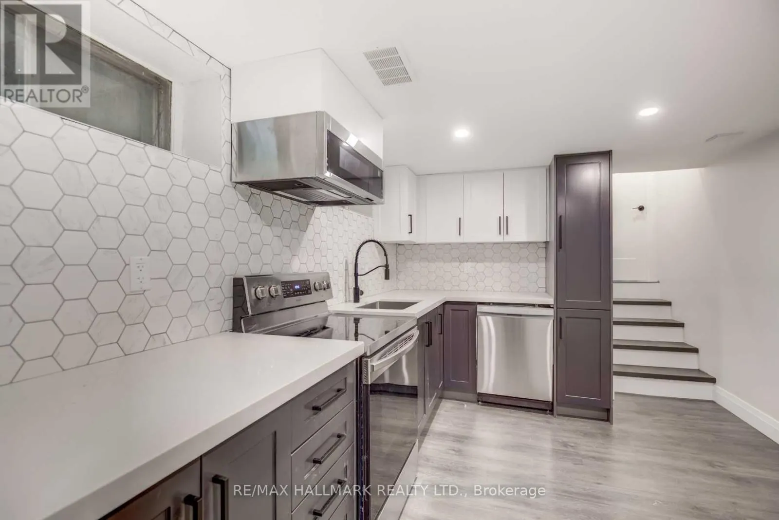 BSMT - 901 BRIMORTON DRIVE