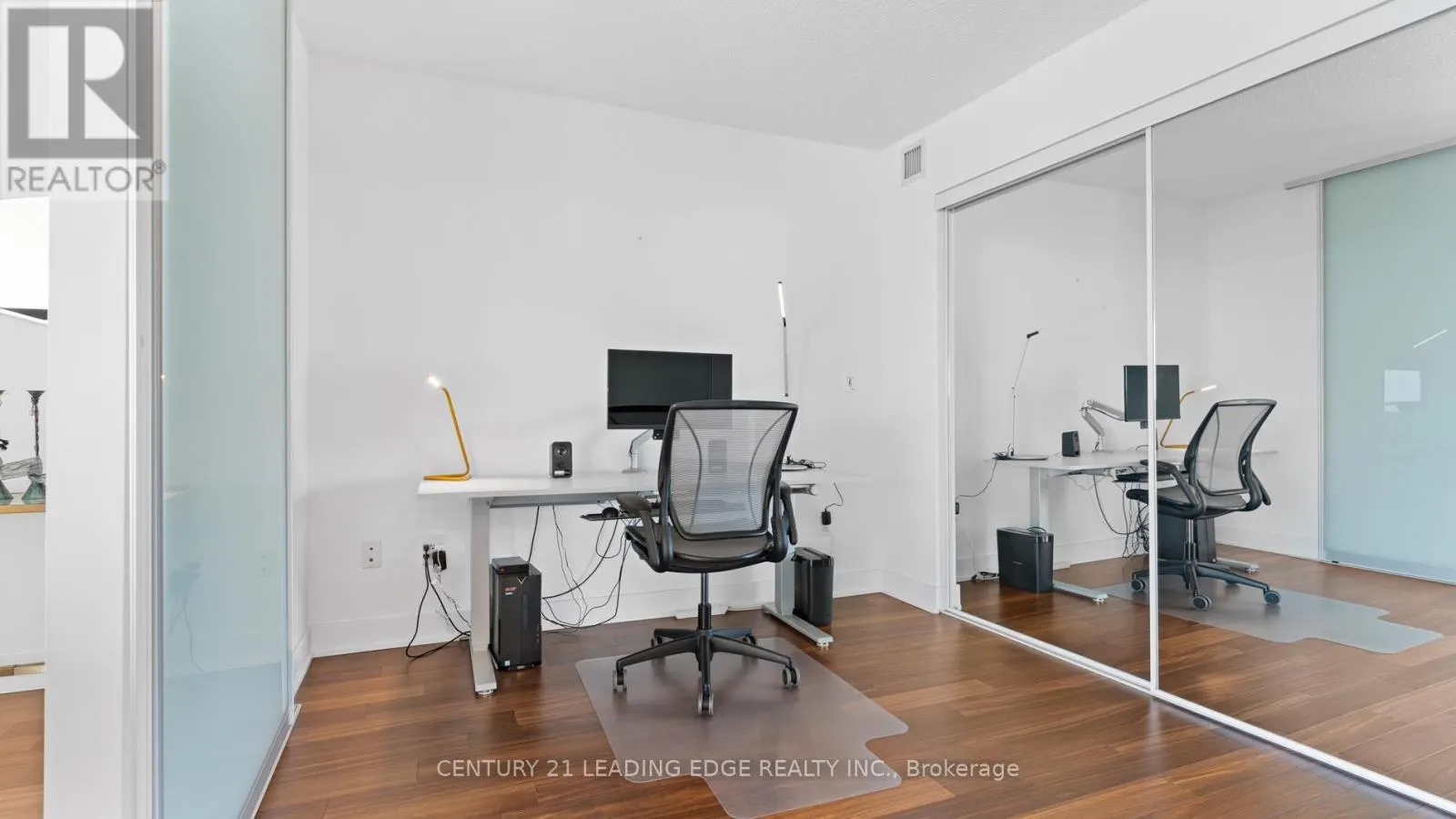 1602 - 1048 BROADVIEW AVENUE