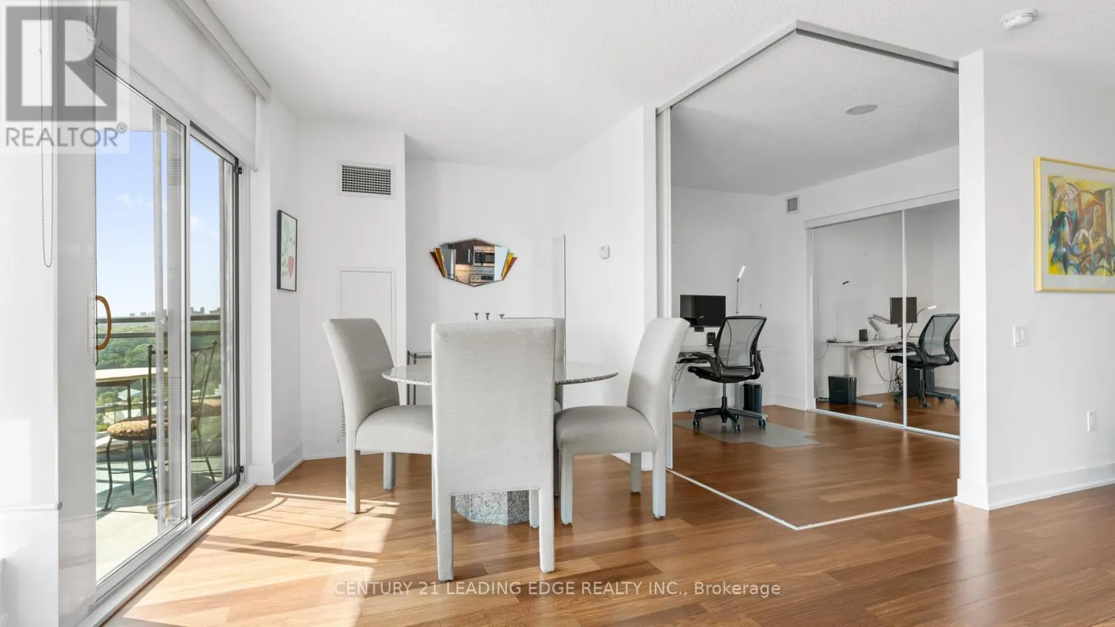 1602 - 1048 BROADVIEW AVENUE