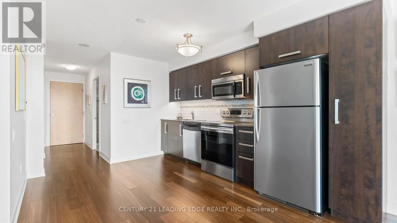 1602 - 1048 BROADVIEW AVENUE