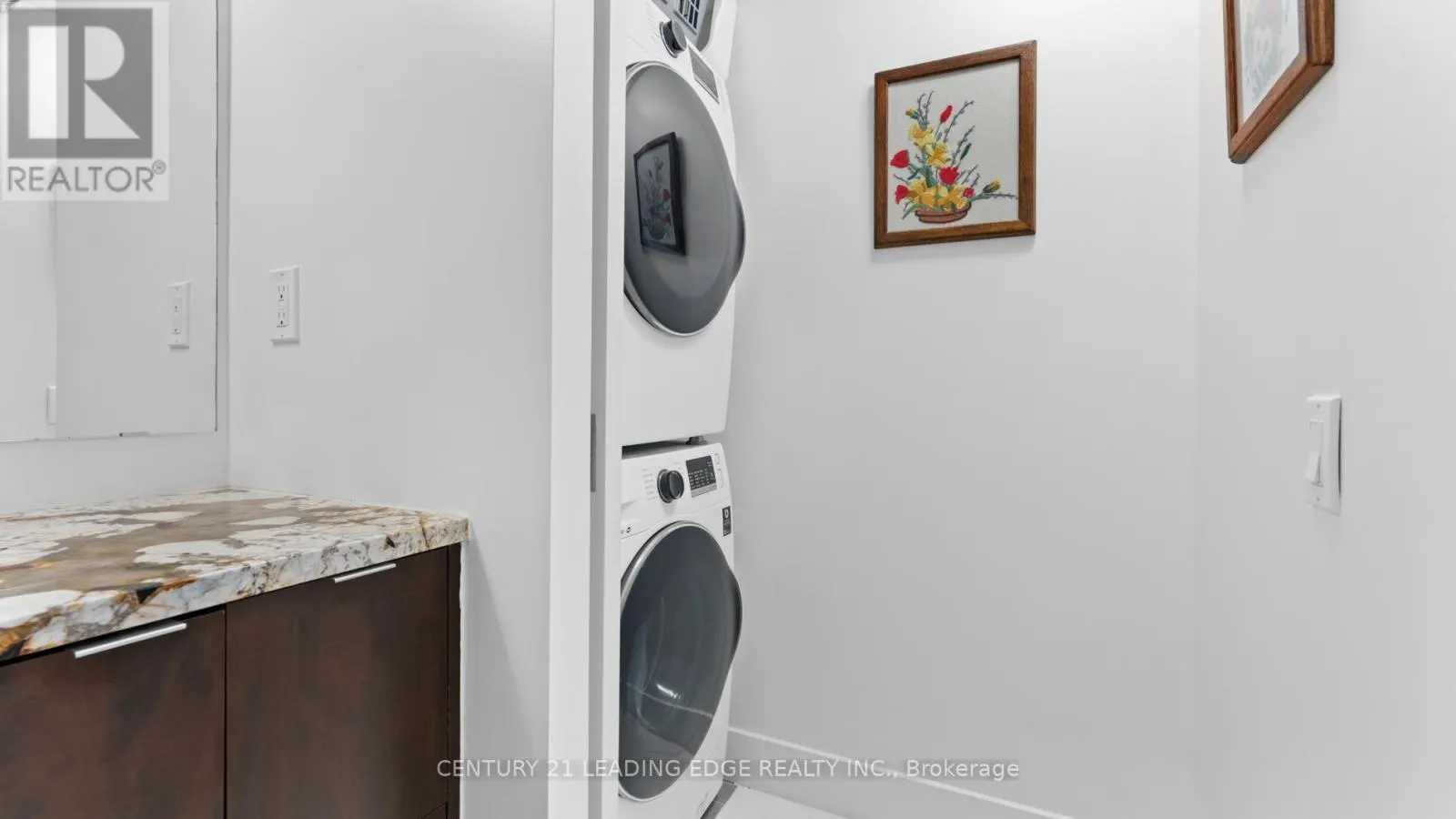 1602 - 1048 BROADVIEW AVENUE