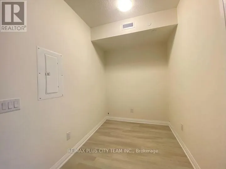 705 - 3260 SHEPPARD AVENUE E