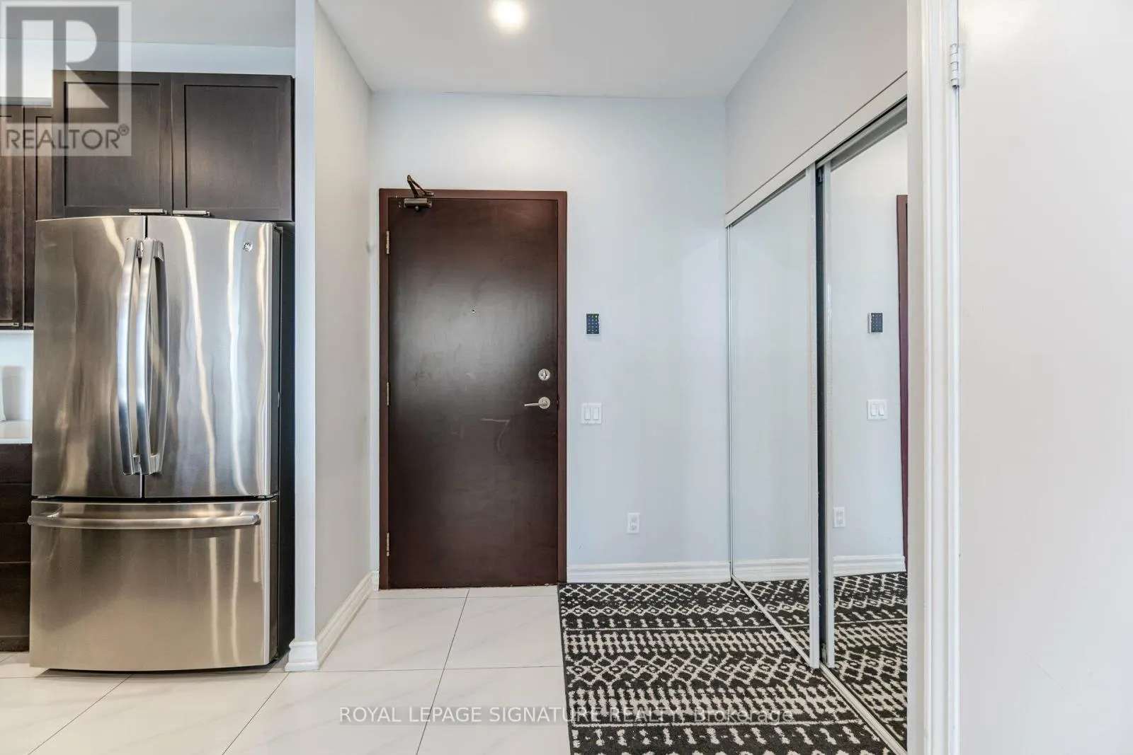 PH01 - 1328 BIRCHMOUNT ROAD