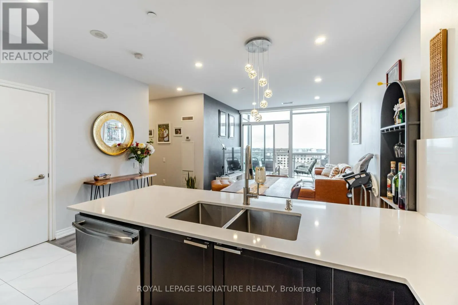 PH01 - 1328 BIRCHMOUNT ROAD