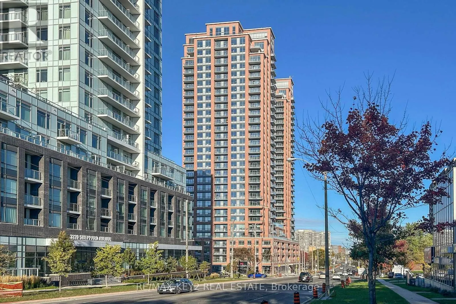 427 - 3270 SHEPPARD AVENUE E