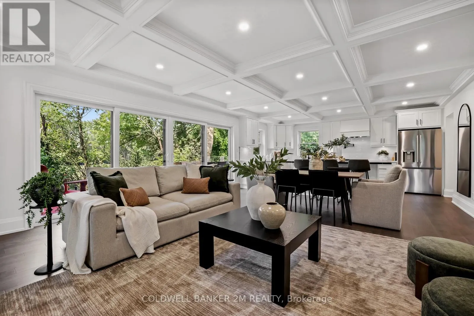 128 BUCKINGHAM AVENUE