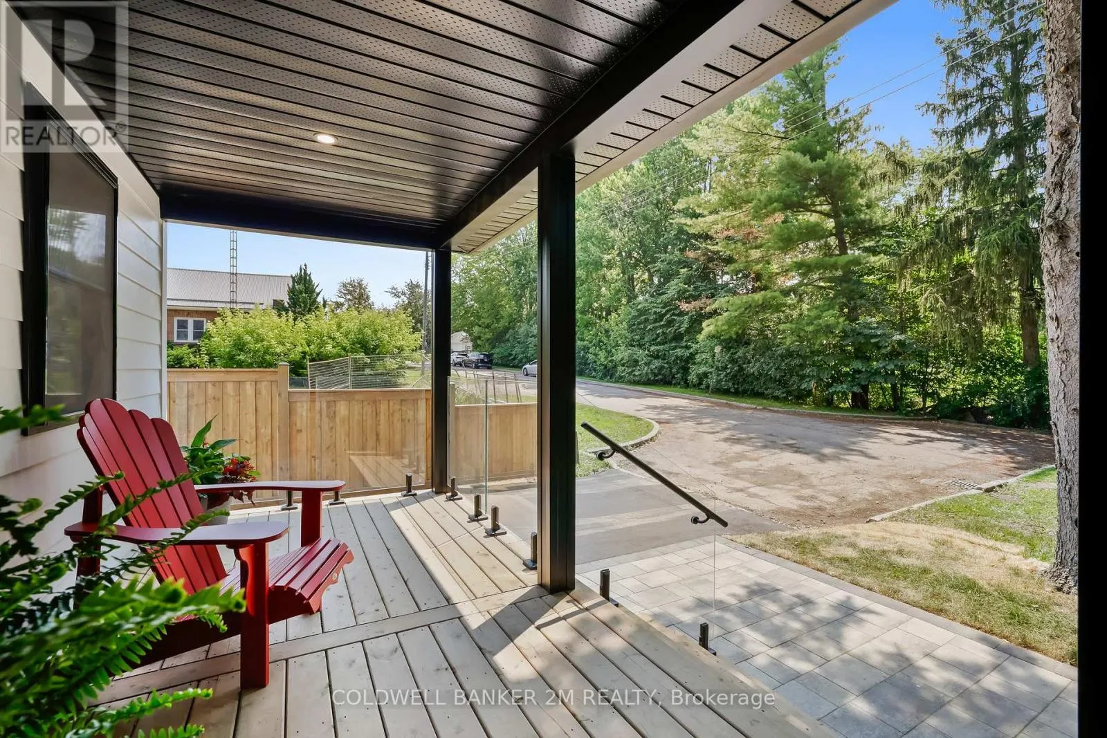 128 BUCKINGHAM AVENUE