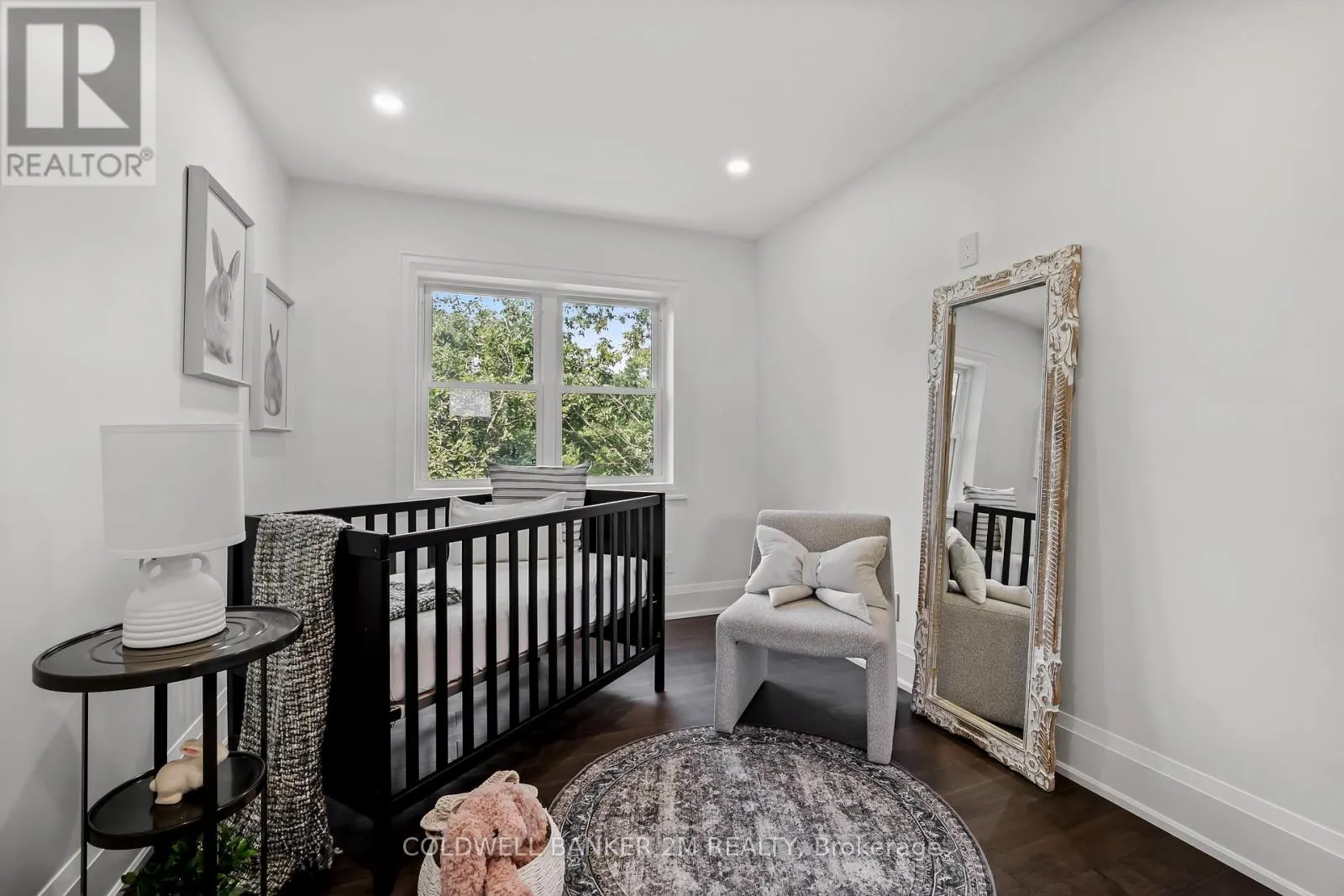 128 BUCKINGHAM AVENUE