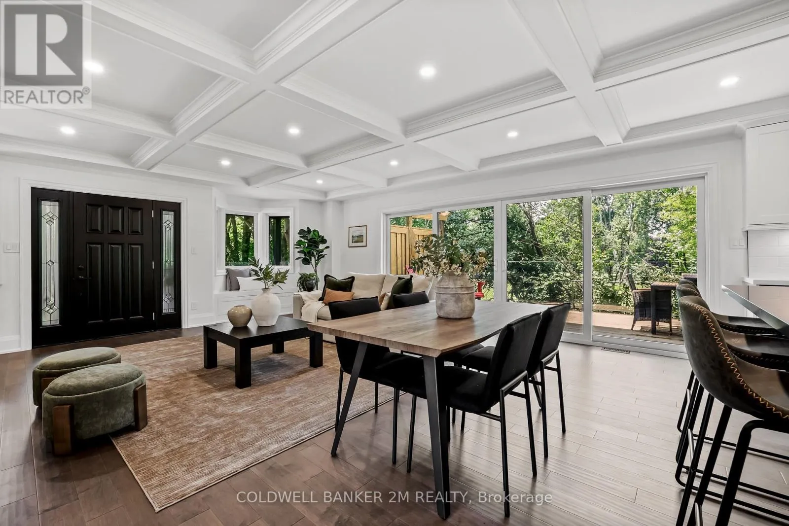 128 BUCKINGHAM AVENUE