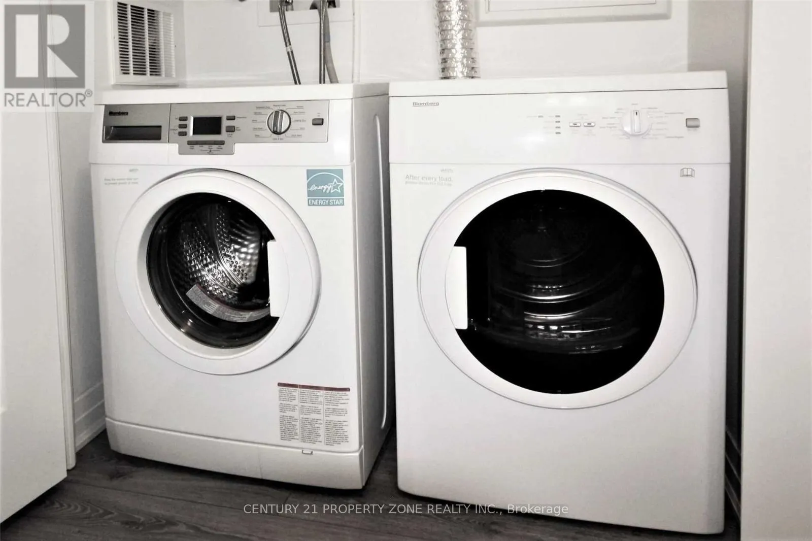 639 - 1900 SIMCOE STREET N