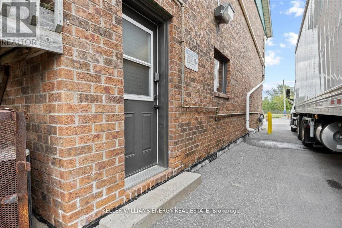 MAIN FLOOR - 48 WATER STREET, #Main Floor