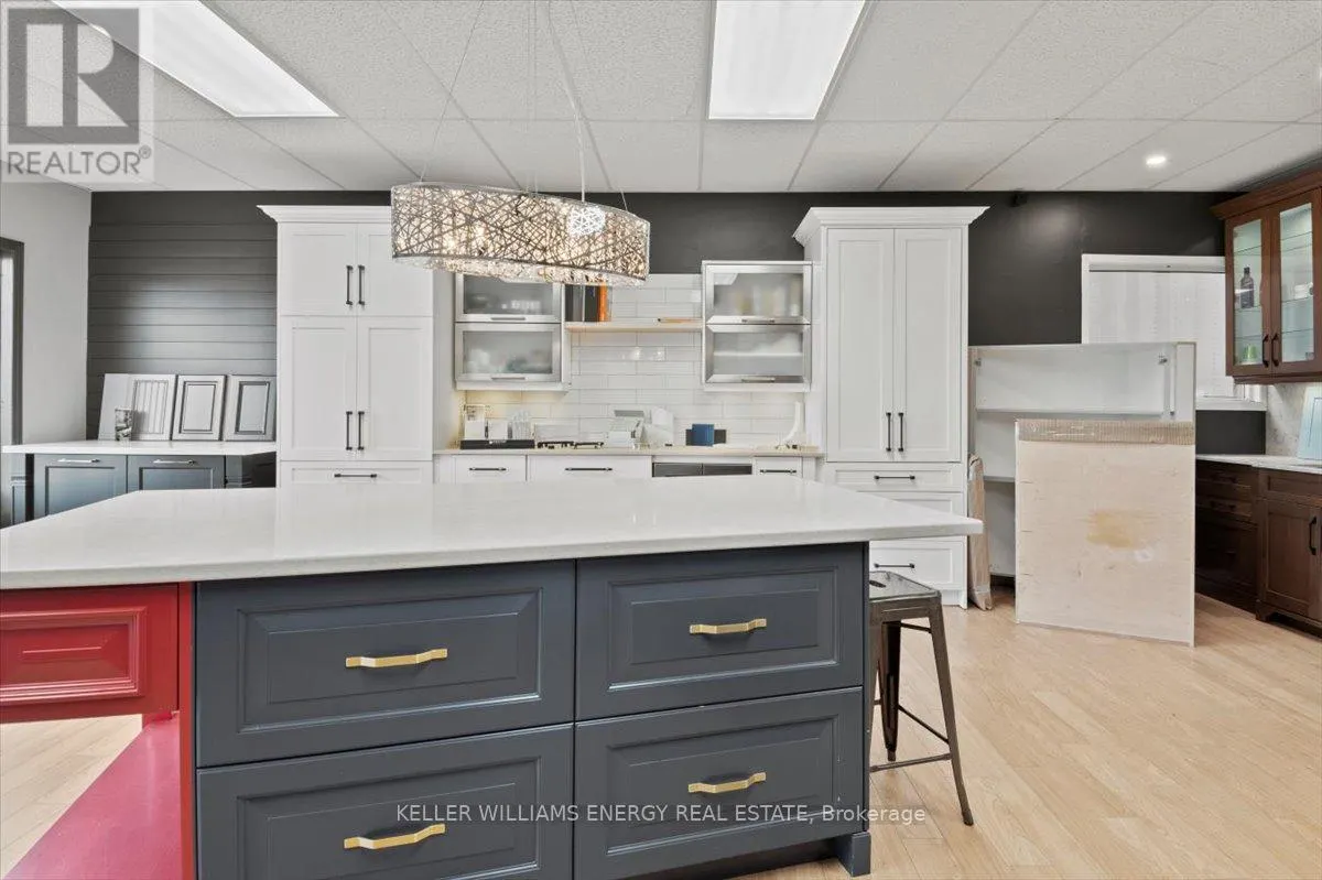 MAIN FLOOR - 48 WATER STREET, #Main Floor