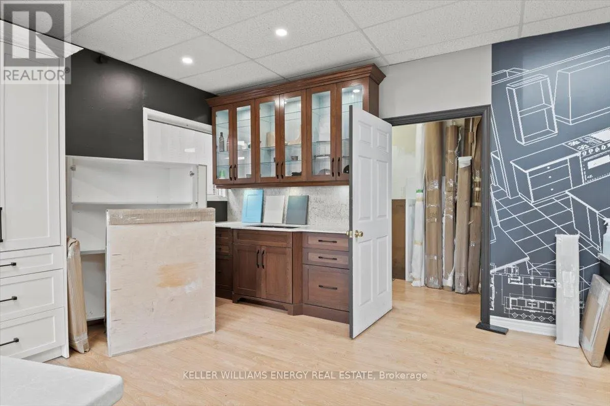 MAIN FLOOR - 48 WATER STREET, #Main Floor