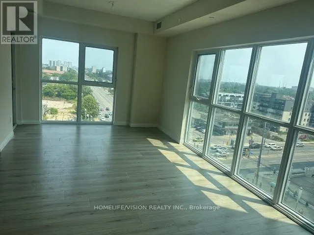 903 - 2152 LAWRENCE AVENUE E