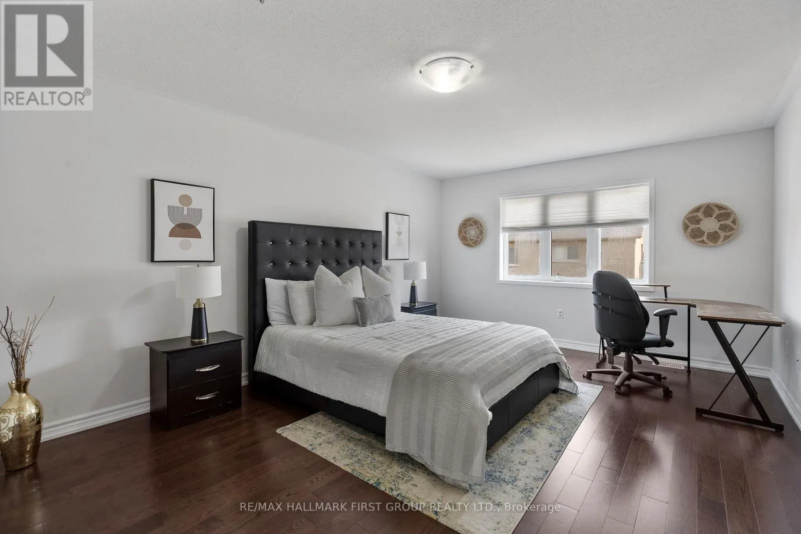 173 WINDFIELDS FARM DRIVE W