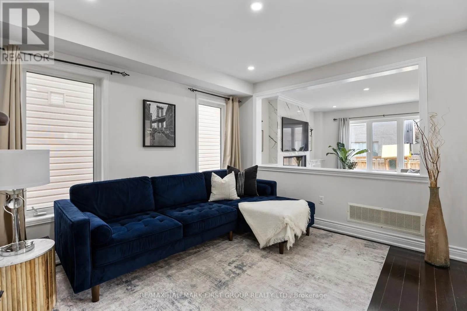 173 WINDFIELDS FARM DRIVE W