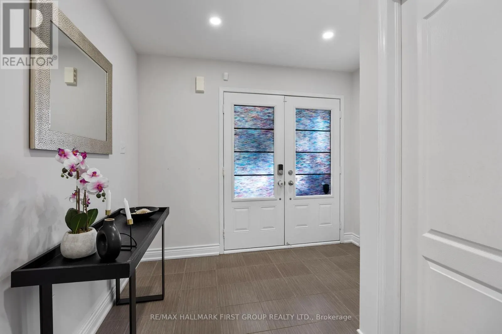 173 WINDFIELDS FARM DRIVE W