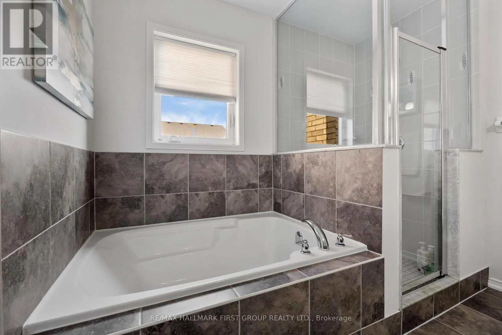 173 WINDFIELDS FARM DRIVE W