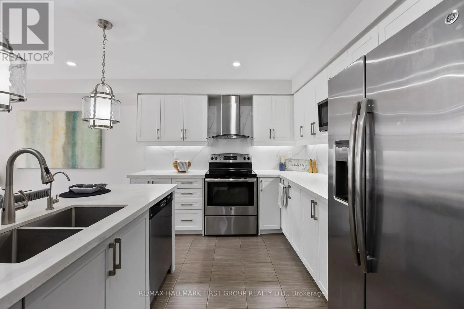 173 WINDFIELDS FARM DRIVE W