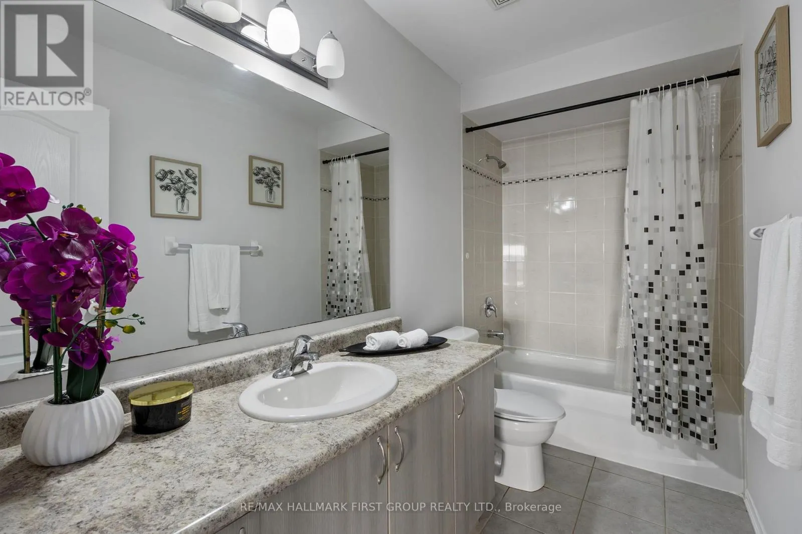 173 WINDFIELDS FARM DRIVE W