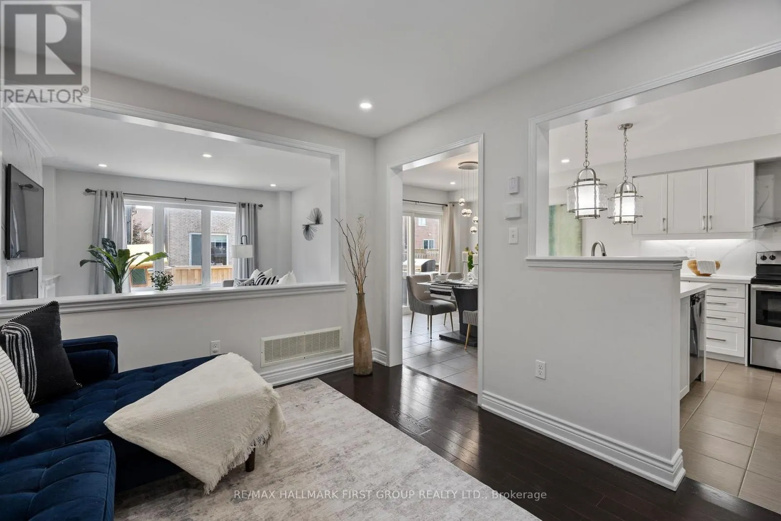 173 WINDFIELDS FARM DRIVE W