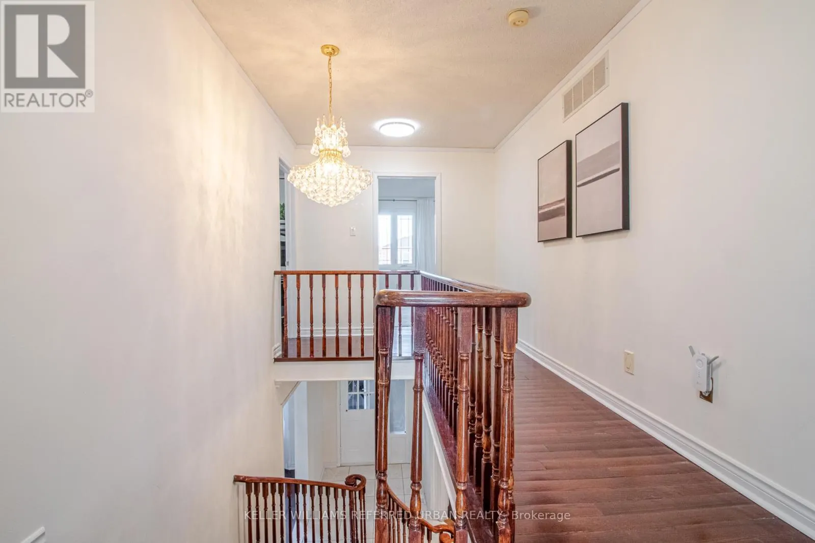 63 HOLMBUSH CRESCENT