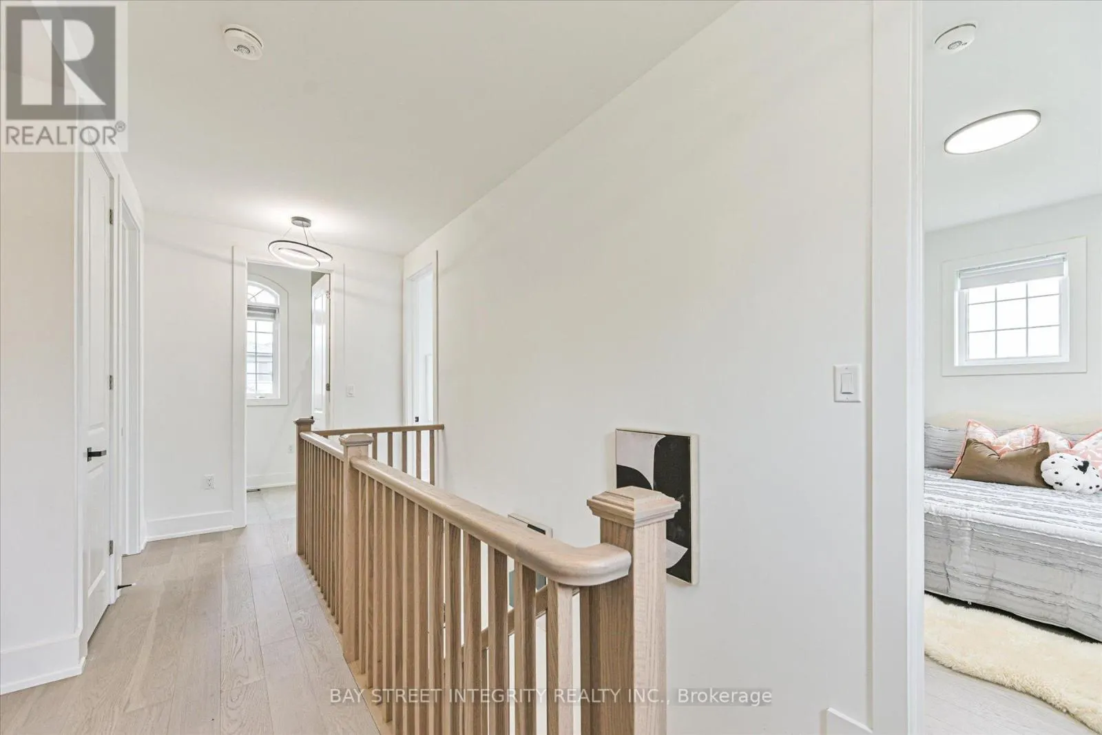 1553 HONEY LOCUST PLACE