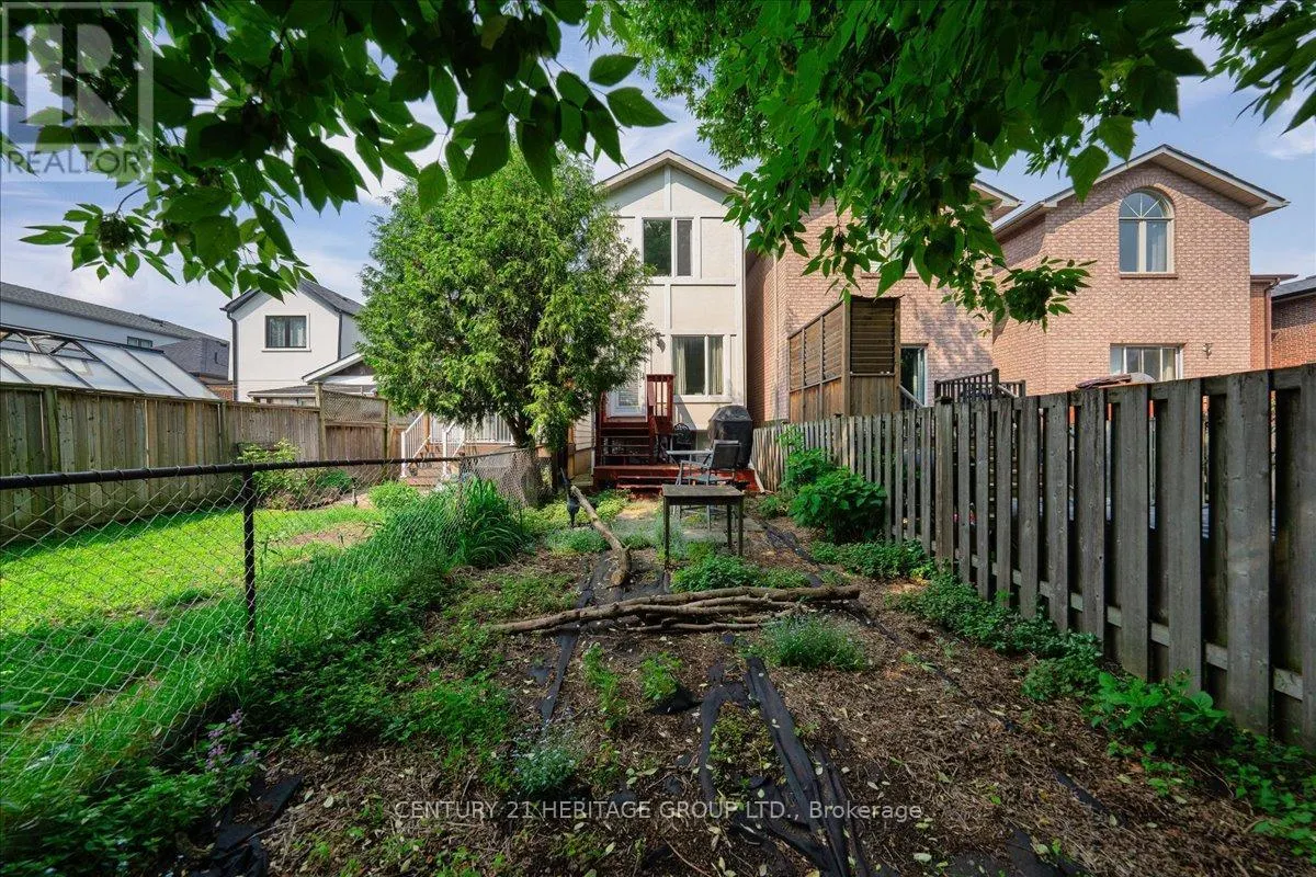 169 KING EDWARD AVENUE