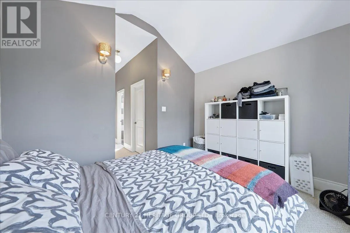 169 KING EDWARD AVENUE