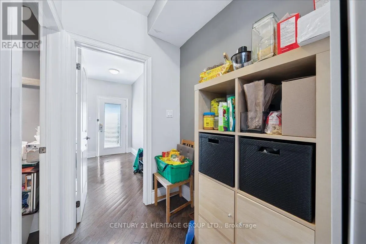 169 KING EDWARD AVENUE