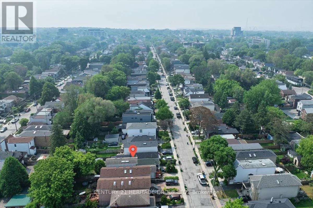 169 KING EDWARD AVENUE