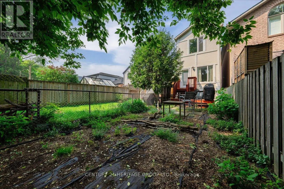 169 KING EDWARD AVENUE