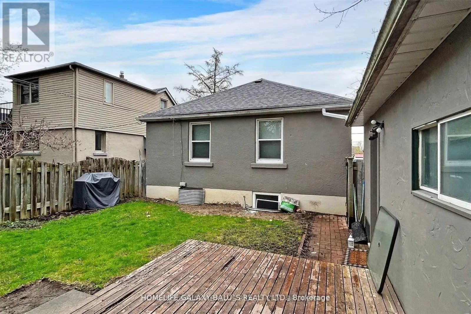 BASEMENT - 136 CENTRAL PARK BOULEVARD N