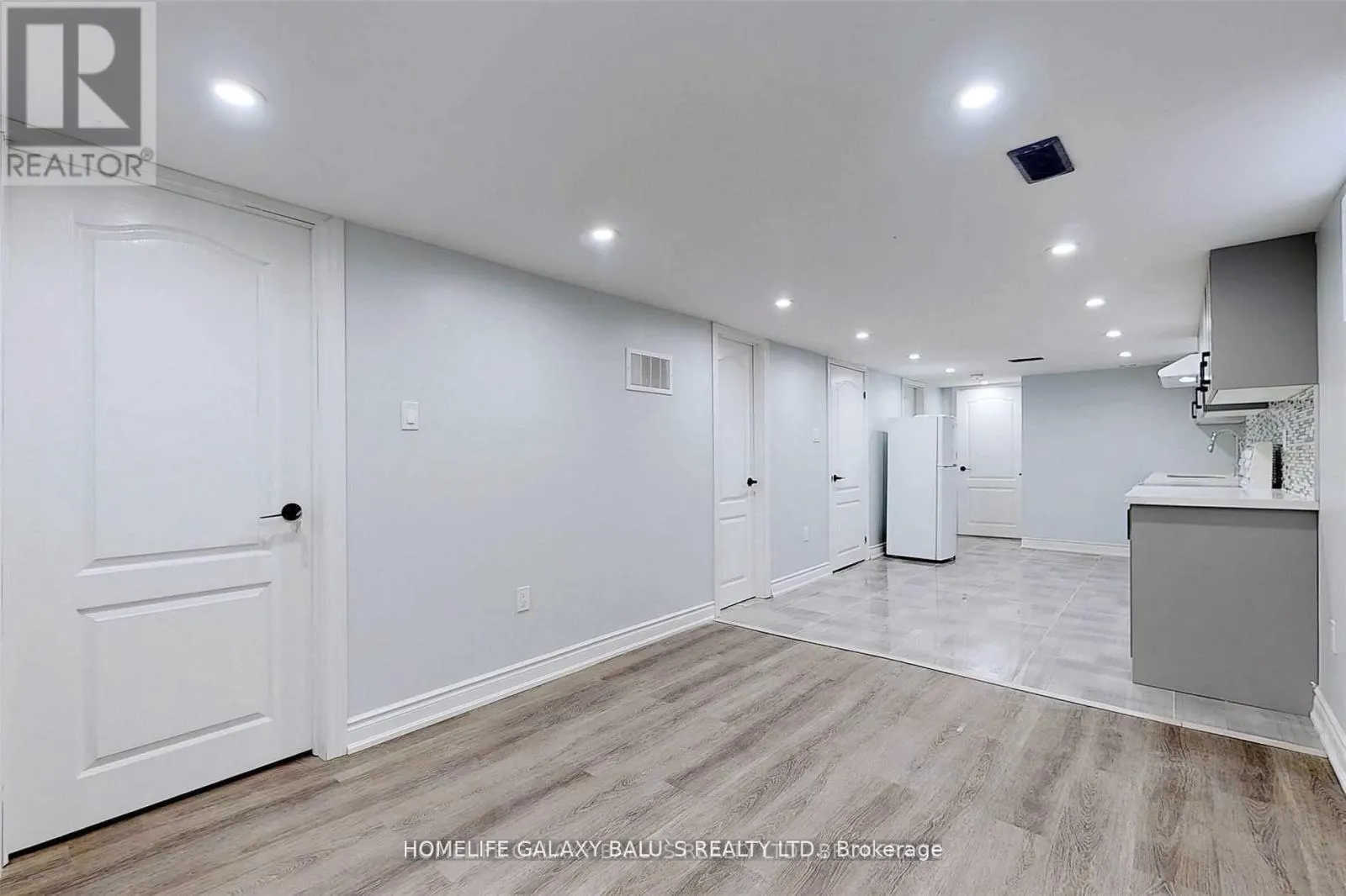 BASEMENT - 136 CENTRAL PARK BOULEVARD N