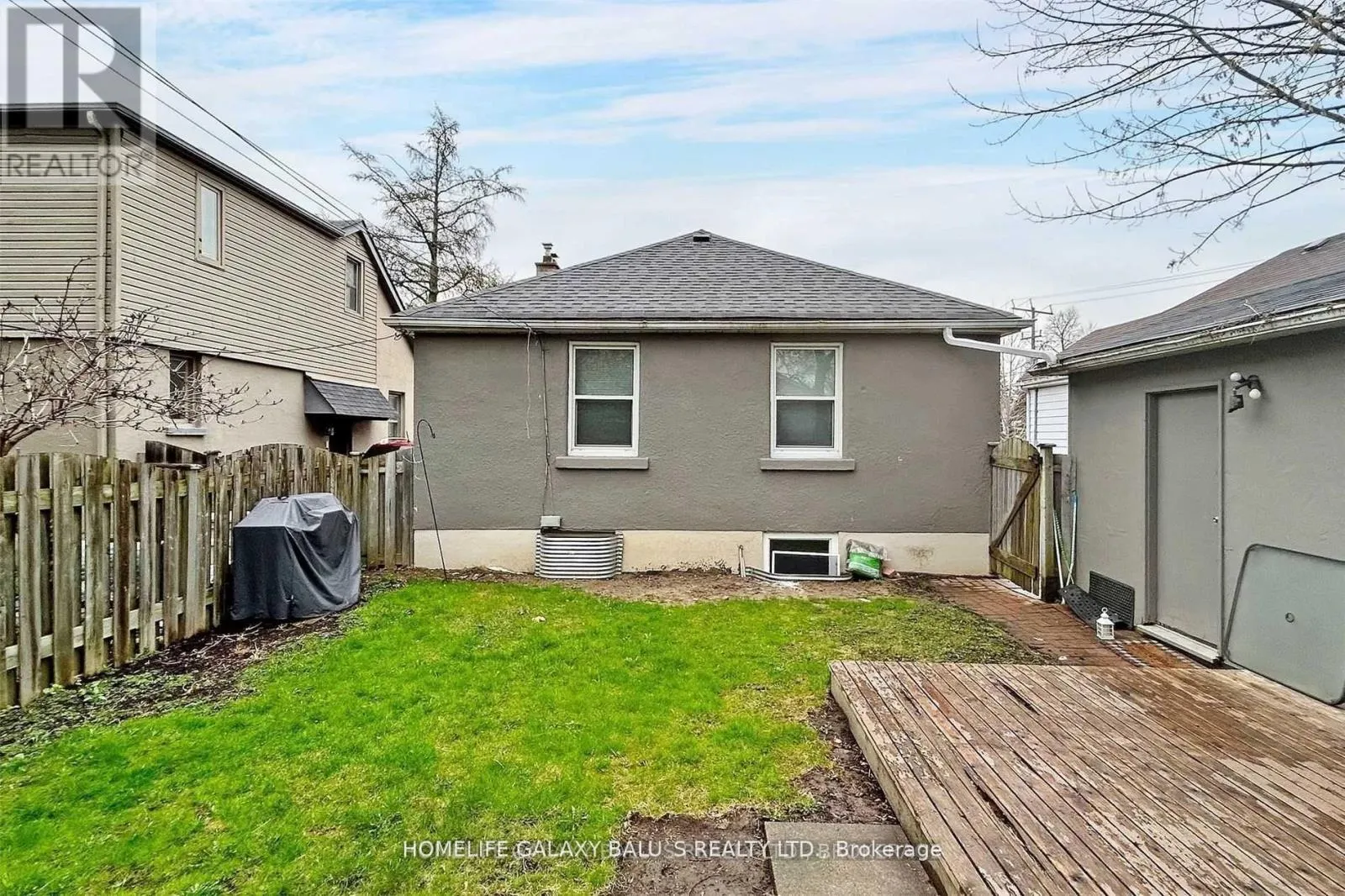 BASEMENT - 136 CENTRAL PARK BOULEVARD N