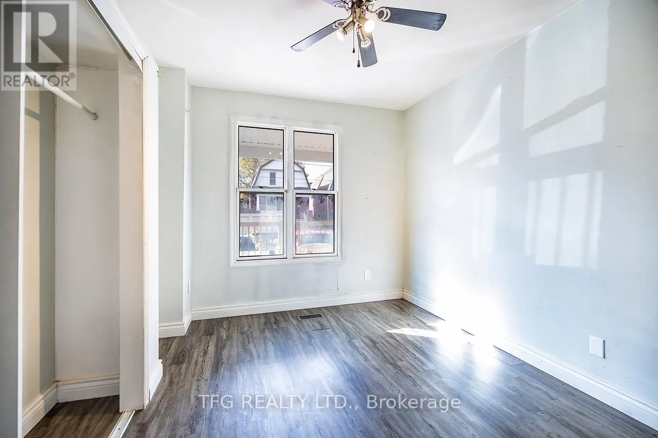 MAINFLOOR - 283 JARVIS STREET, #Mainfloor