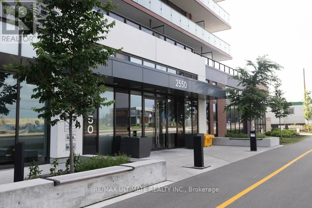 2104 - 2550 SIMCOE STREET N