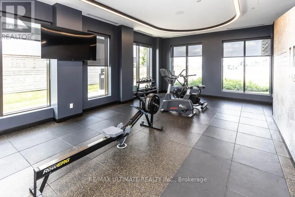 2104 - 2550 SIMCOE STREET N