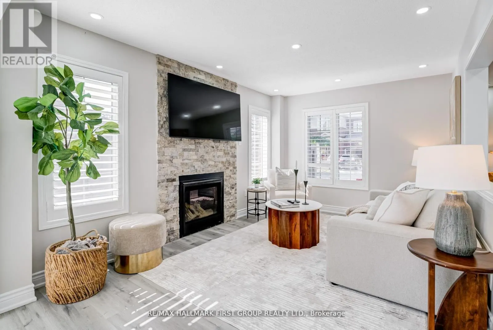 35 ELLIOTTGLEN DRIVE