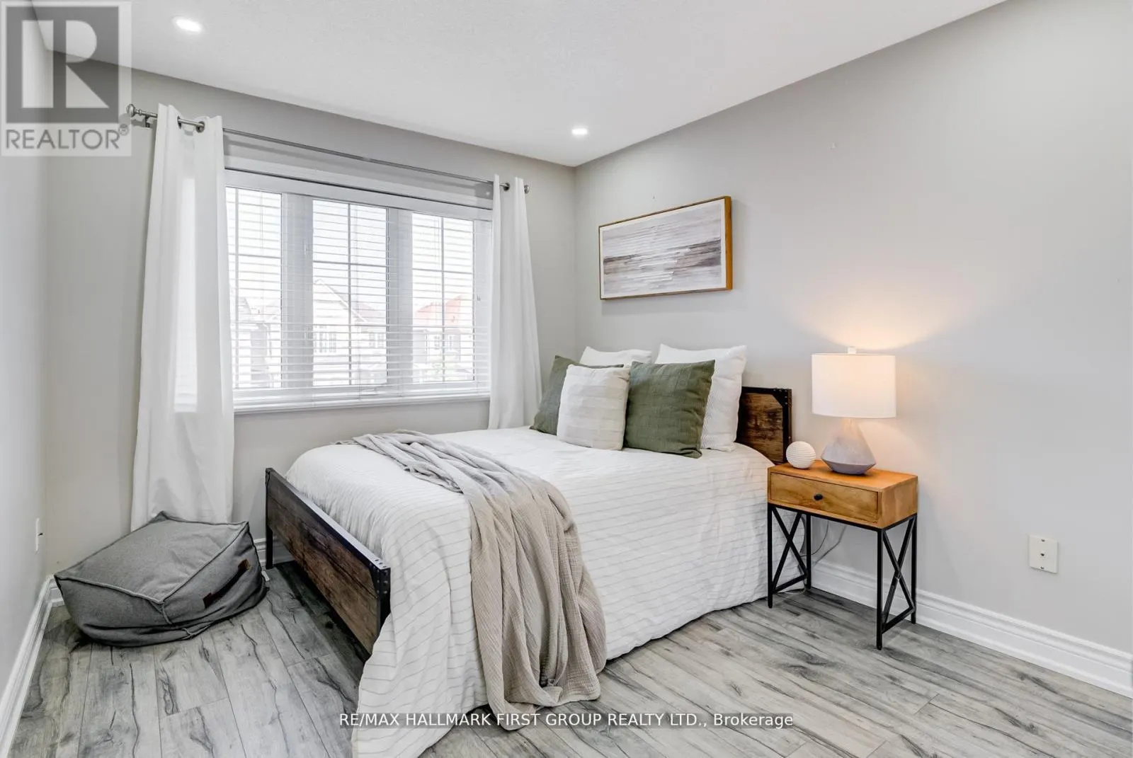 35 ELLIOTTGLEN DRIVE