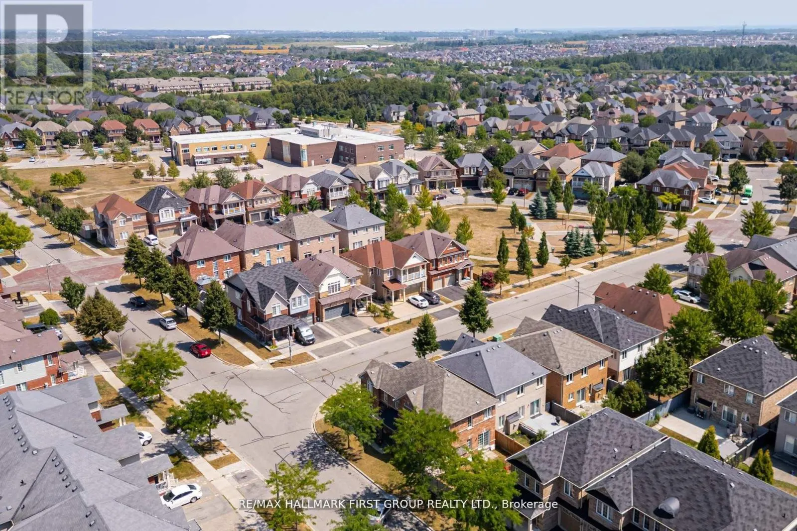 35 ELLIOTTGLEN DRIVE